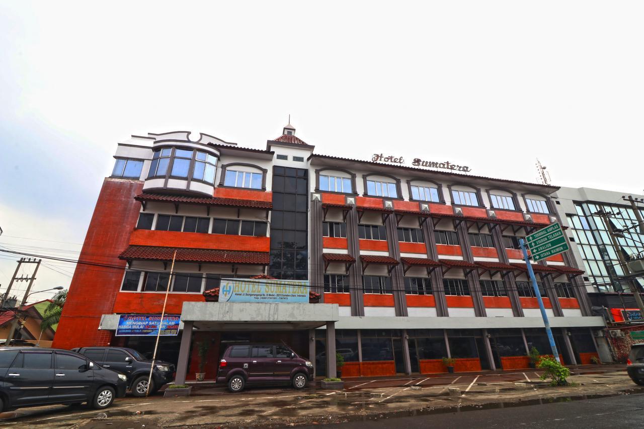 Hotel Sumatera Medan Exterior foto