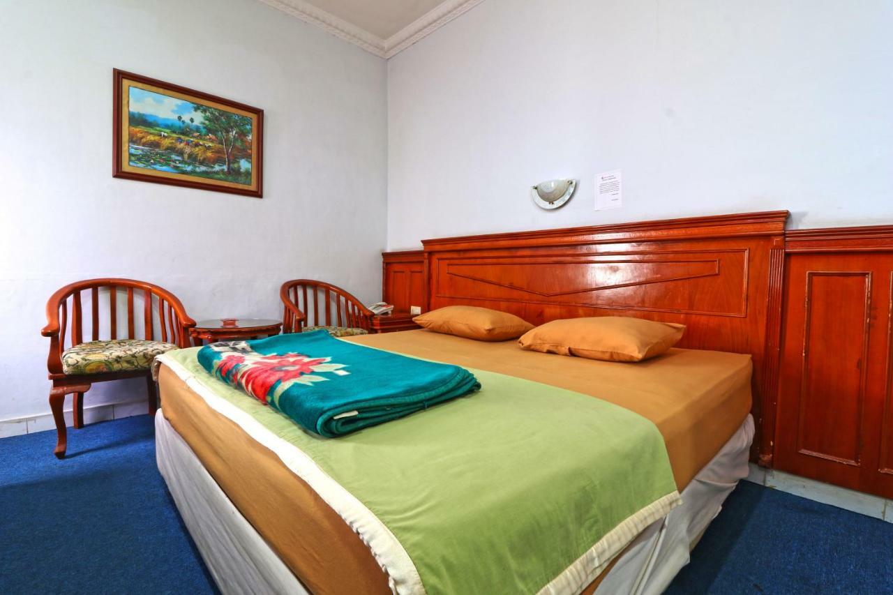 Hotel Sumatera Medan Exterior foto