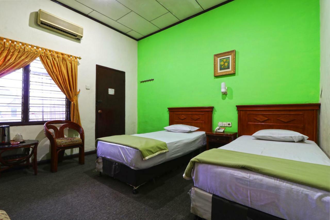 Hotel Sumatera Medan Exterior foto