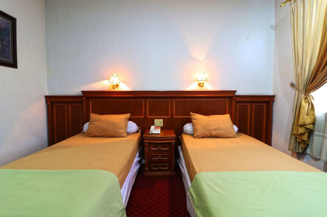Hotel Sumatera Medan Exterior foto